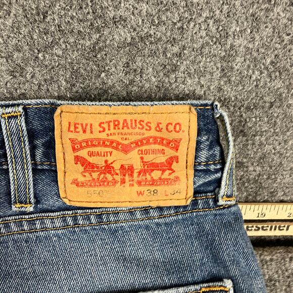 Levi's Jeans Mens Size 38x34 Blue Straight Leg Relaxed Fit Denim Classic Pants - Picture 9 of 11